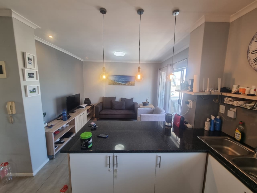 To Let 2 Bedroom Property for Rent in Table View Western Cape